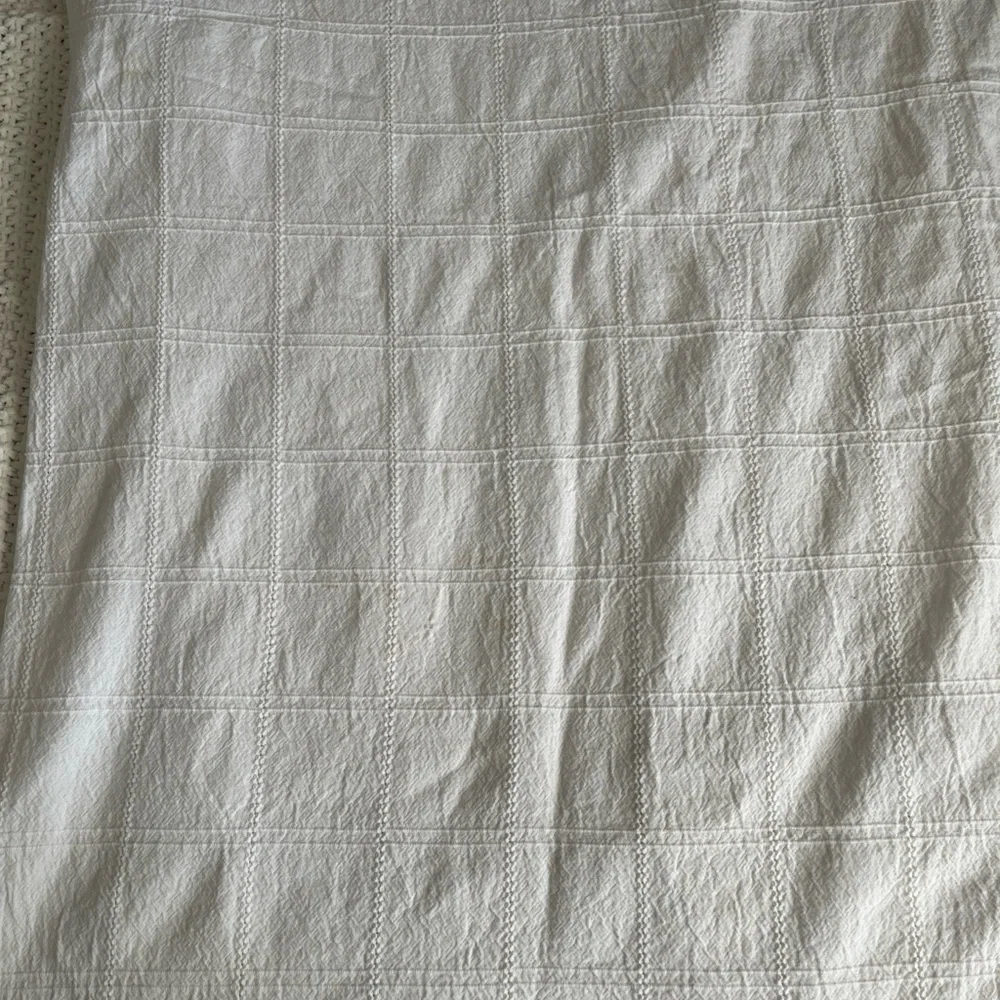 Thyme & Sage Rectangular Tablecloth 100% Cotton White Textured 72”x 52” See pic